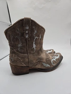 Botas de Vaquero Pierre Dumas Para Mujer Botas Kaylee Taupe Con Acentos Plateados Talla 8 Foto 1 de 4