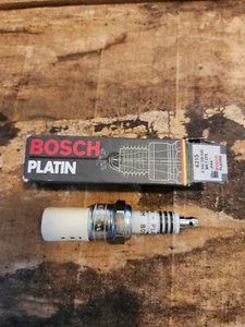 4215 WR7CPX Bosh Platinum La Bujía Definitiva Cantidad 1 Pieza  - Imagen 1 de 5