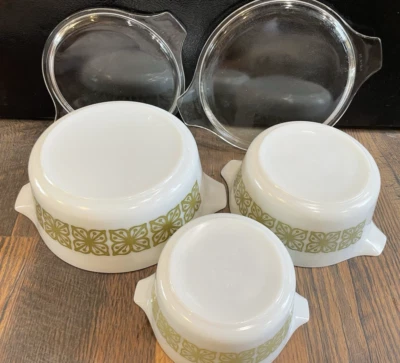 PYREX 3 Casserole Dishes 475 474 473 Verde Square Green Flowers 2 LIDS Set Lot - Image 1 of 3