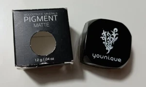 Younique Makeup Moodstruck Minerals Eye Pigment Matte Eyeshadow "Enamored" - Picture 1 of 3