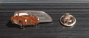 Karmann Ghia Pin Typ 14 braun Pforzheimer Wirtschaftswunder 2019 - Maße 30x12mm - Picture 1 of 1