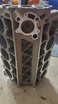 Новый блок MOPAR Dodge Viper GTS и RT-10 8,0 л V10. - Изображение 1 из 4