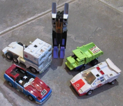 Lot of 5 VTG 1980's Transformers Skywarp Smokescreen Fire Chief Long Haul Magnus - Image 1 of 4