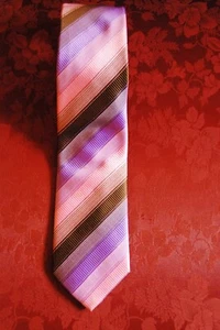 CRAVATTA PURA SETA 100% MADE IN ITALY ROSA MARRONE VIOLA REGIMENTAL CLASSICA. - Imagen 1 de 4