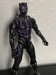 "Figura de acción suelta de 6"" Hasbro Legacy Black Panther de Marvel Legends" - Imagen 1 de 3