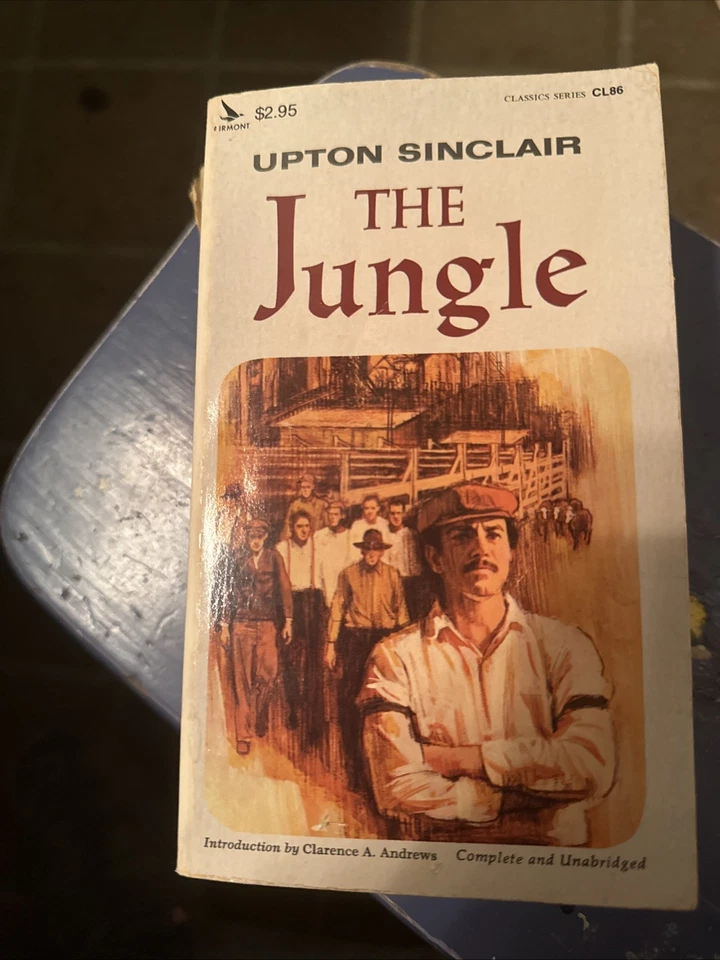 THE JUNGLE - Upton Sinclair, 1965 Paperback airmont CL 86 [Hardcover] Upton ... - Image 1 of 2