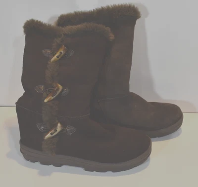 Bass Shiver Womens Boots Size 8 Brown Suede Faux Fur Toggle Buttons 5021-200 - Image 1 of 4