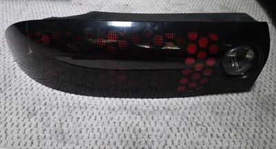 98-02 Pontiac Firebird Miel Peine Luz Trasera - Lado Izquierdo del Conductor (lente agrietada) Foto 1 de 4