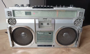 Rare Continental Conion GA9000 (CRC-H58F) Jumbo Boombox Cassette Recorder Radio - Picture 1 of 20