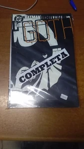 BATMAN BLACK&WHITE COMPLETA 4 VOLUMI BROSSURATI NUMERI PLAY PRESS - Foto 1 di 1