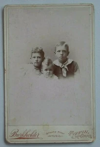 Three Cute Siblings Antique Cabinet Photo Card Burkholder, Tiffin, Ohio - Picture 1 of 2