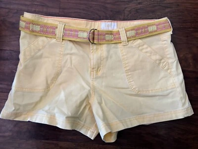 L.E.I. Shorts Juniors Size 13 Yellow Micro Rib Belted Stretch Summer Casual - Image 1 of 4
