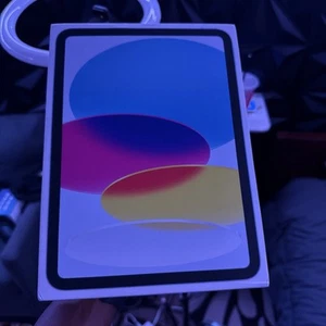 Apple iPad (10th Generation) A2696 64 GB, Wi-Fi, 10.9 in - Blue - Picture 1 of 7