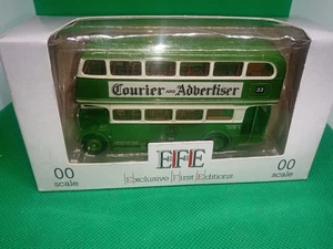 Früher EFE 1:76 Doppeldeckerbus grün "Kurier und Adbertiser" - Bild 1 von 6