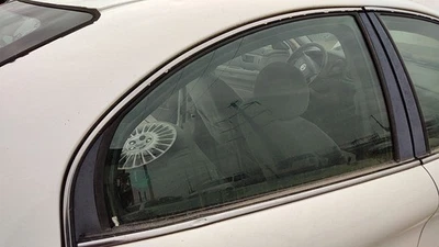 Mercury Sable 1996-2005 pasajero ventana trasera derecha puerta vidrio parte trasera OEM Foto 1 de 2