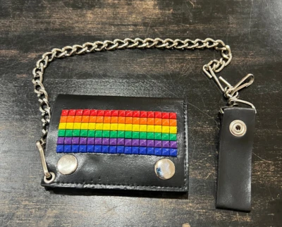 Carteira corrente de couro tripla com parafuso prisioneiro de cor Pyramid Pride - Nova - Imagem 1 de 4