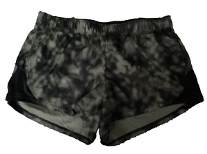ATHLETIC WORKS MOISTURE WICKING GREEN FILTERED SUN RUNNING SHORTS Pockets Sz XL - Picture 1 of 8
