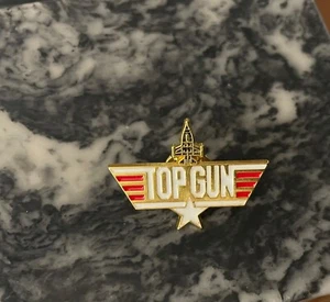 Top Gun - Esmalte dorado e insignia de metal - Envío gratuito - Imagen 1 de 5