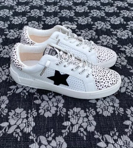 Vintage Havana Animal Print Sneaker Women's Size 8 - Picture 1 of 8
