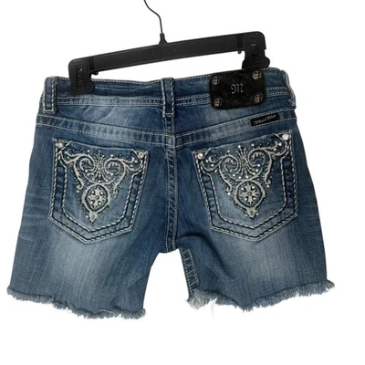 Pantalones Cortos Miss Me Bermuda Denim Corte Para Mujer Talla 28 Embellecidos con Estrás Foto 1 de 4