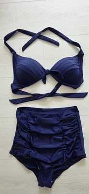 Hübscher Bikini Gr.38/40 Cup C blau hoher Slip gepolsterte Cups Push up NEU - Bild 1 von 4