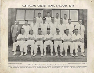 AUSTRALIAN CRICKET TEAM PHOTO - 1948 - DG BRADMAN - Picture 1 of 2