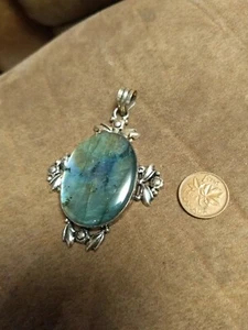 Labradorite Pendant - Picture 1 of 2
