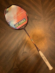 Nueva raqueta de bádminton Yonex NanoFlare 700 Pro NF700P 4UG5 púrpura medianoche - Imagen 1 de 5