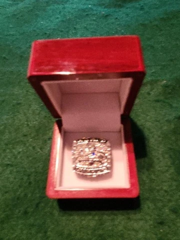 Seahawks 2013 NFL Super Bowl Championship Ring replica size 11 Cover