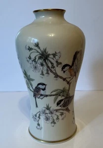 Lenox GEORGE WASHINGTON VASE Presidential Garden Vase Collection LIMITED EDITION - Picture 1 of 6