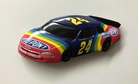 Collectible Jeff Gordon 3D Car-Shaped Race Car Magnet Dupont No.24 Monte Carlo Cover