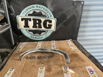 03-22 Nissan 350z 370z Exhaust Mounting Bracket 20711-AF40A - Image 1 of 4