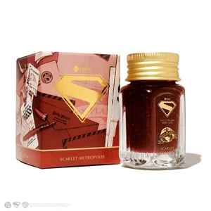 Prensa de noria tinta embotellada temática Superman en Scarlet Metropolis - 28 ml - Imagen 1 de 4