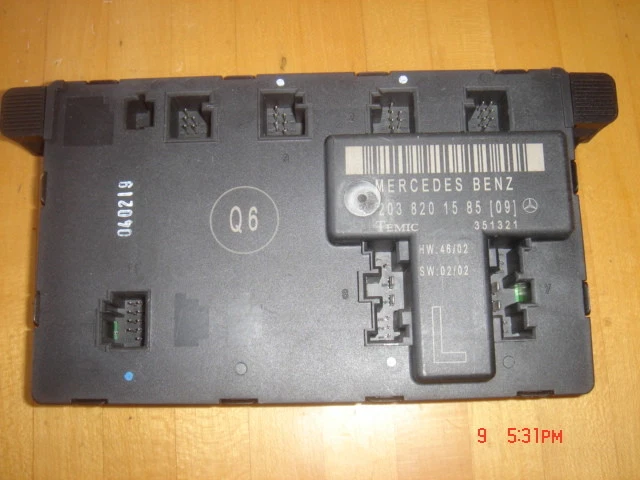 Módulo de control de puerta izquierda Temic OEM para Mercedes Clase C W203 Foto 1 de 1