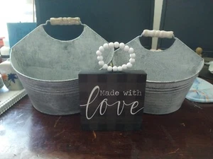 Lotto di 3 Appendiabiti per Piante in Metallo Decorazione Casale Hobby Lobby, Insegna in Legno NUOVI - Foto 1 di 5