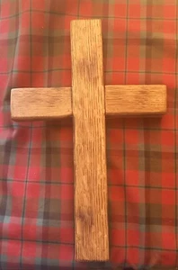 Cross wall hanging, rustic design, hand made from refurbished whisky oak cask. - Picture 1 of 4