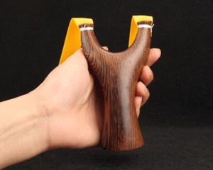 Honda de madera caza arco tiro con arco catapulta juegos de disparos banda de goma plana - Imagen 1 de 8