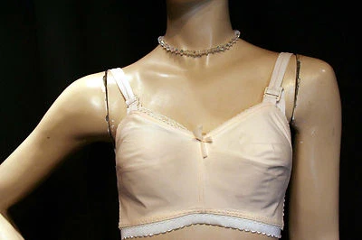 Nuevo de Lote Antiguo Sujetador Tricot Beige Años 60 Dama Camafeo Alta Costura 727 Lencería Sujetador 4 Ganchos Foto 1 de 4
