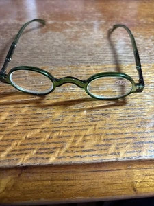 Must-Have Small Retro Round Frame Reading Glasses Women Men | Grn Hinged +175 - Picture 1 of 4