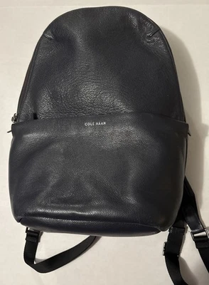 Mochila COLE HAAN Triboro Laptop Cuero Guijarro Azul Marino Oscuro F12123 Profesional Foto 1 de 4