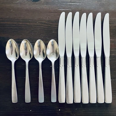 Juego de 11 cuchillos Oneida Deluxe acero inoxidable satinado acento 7 piezas, 4 cucharaditas cubiertos EE. UU. Foto 1 de 4