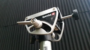 QUICK SET TRIPOD AND HEAD MODEL 4-72300-3 MODEL 4-73010-7 - Picture 1 of 14