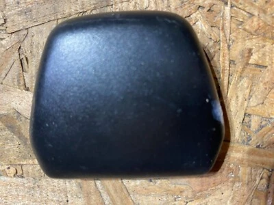 Cubierta de perno para cinturón de seguridad. Saab 900. 1991 a 1994 Foto 1 de 4