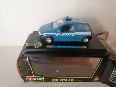 Fiat Punto polizia scala 1:24 Burago - Immagine 1 di 4