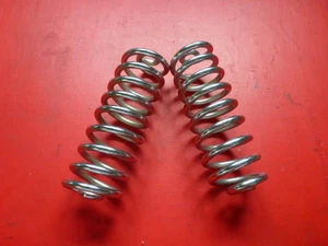 pair of saddle springs NORTON BSA TRIUMPH MATCHLESS AJS VELOCETTE NOS N°2 - Picture 1 of 1
