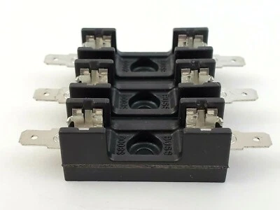 Bussmann S-8201-3 Quick Connect 3-Pole Fuse Block 20A 300V 1/4" x 1-1/4" Fuse  - Image 1 of 4
