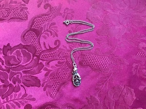 Silberfarbene Totenköpfe Mode Halskette 18" Kette - Bild 1 von 2