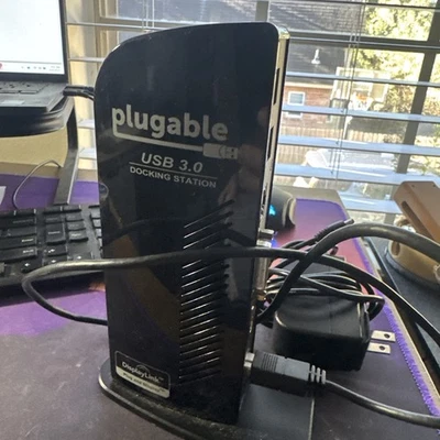 Plugable UD-3900 USB 3.0 Universal Docking Station Dual Monitor Windows w/ AC - Image 1 of 4