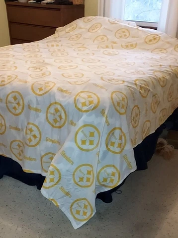 PITTSBURGH STEELERS Full Flat Bed Sheet. VG Cover