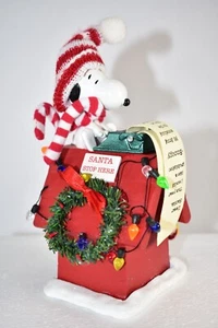 PEANUTS SNOOPY LITERARY ACE CHRISTMAS CLOTHTIQUE FIGURINE DEPT 56 - Picture 1 of 8